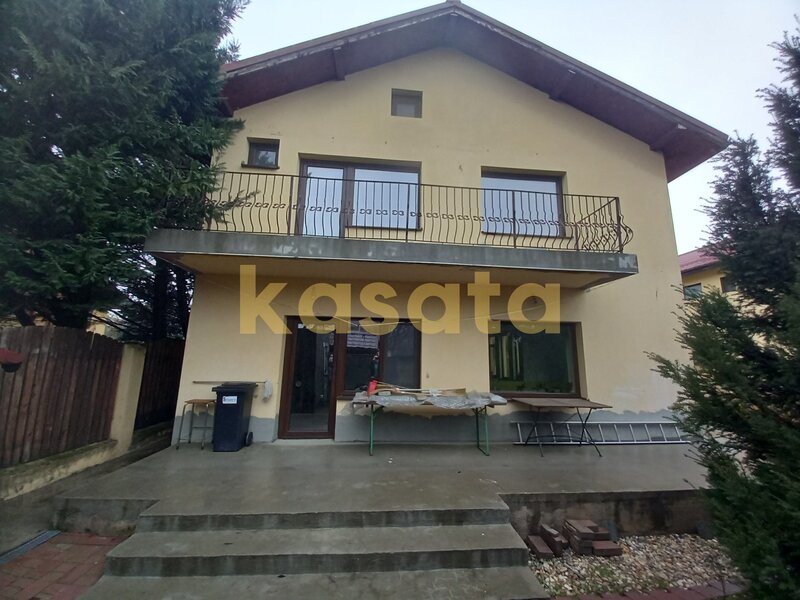 Prelungirea Ghencea De inchiriat casa individuala renovata recent